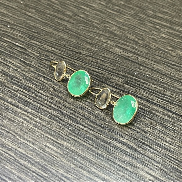 Emerald and White Sapphire Earrings in solid 14k Yellow Gold - Picture 3 of 5